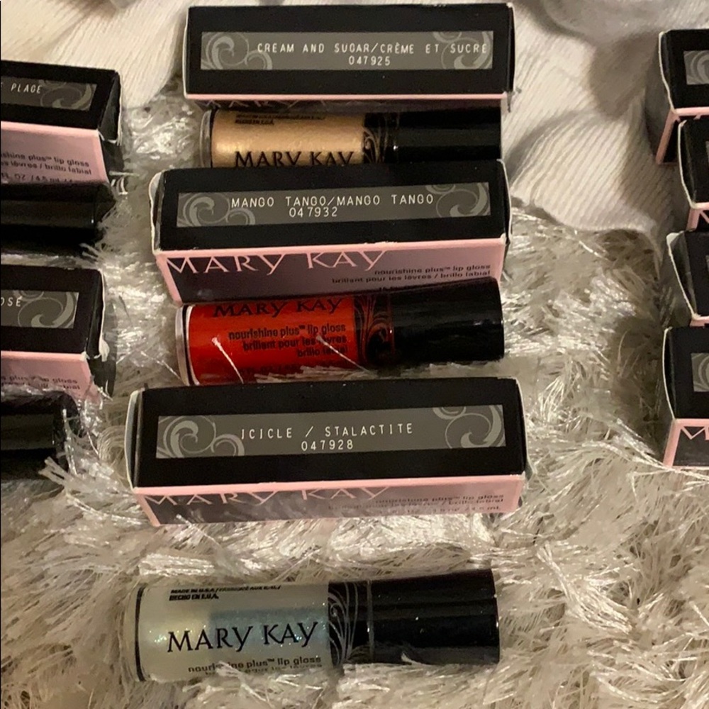 Mary Kay lip gloss